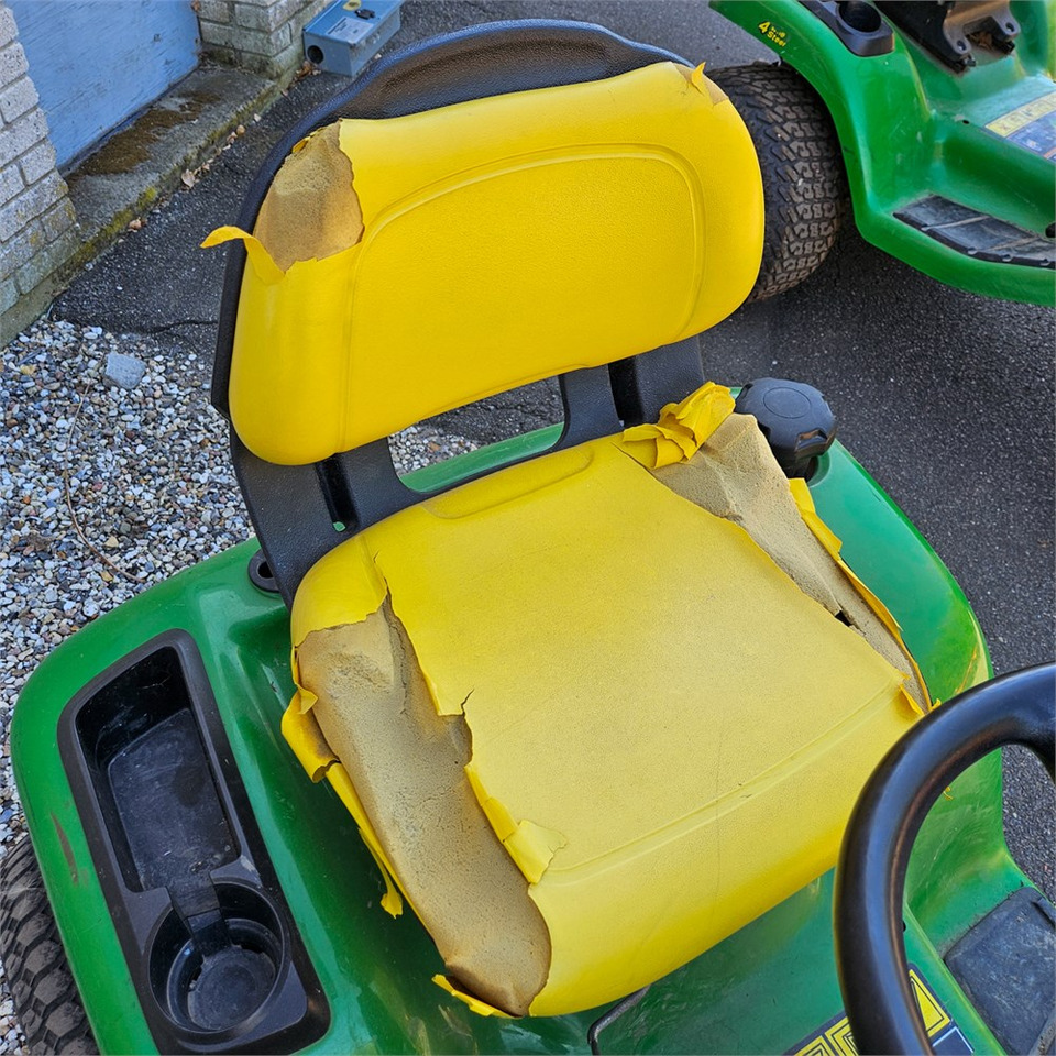 Gazonmaaier John Deere X304: afbeelding 27