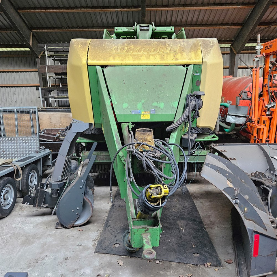 Krone Big Pack 12130 - Hooi-/ Voedermachine: afbeelding 3 Krone Big Pack 12130 - Hooi-/ Voedermachine: afbeelding 3