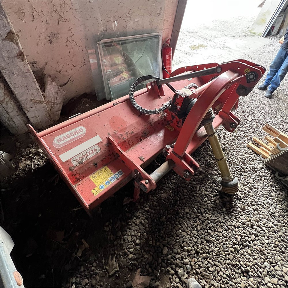 Maschio CR 190 - Hooi-/ Voedermachine: afbeelding 4 Maschio CR 190 - Hooi-/ Voedermachine: afbeelding 4