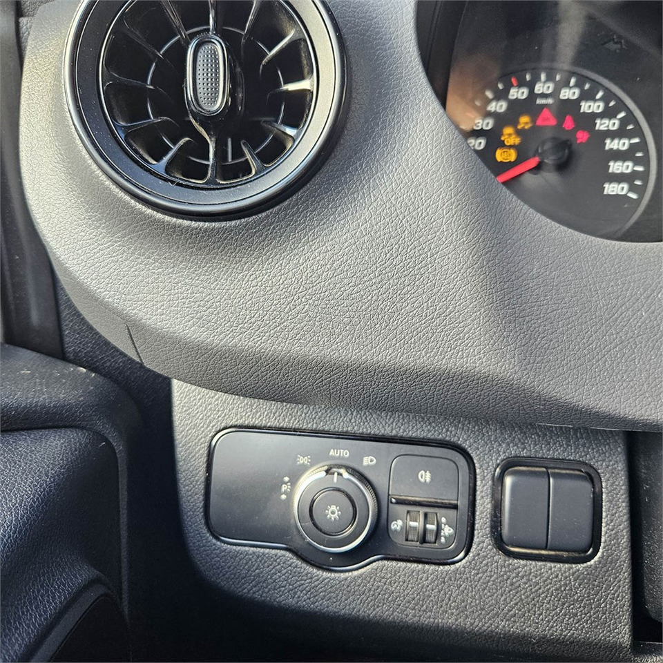 Kleine bestelwagen Mercedes 214 Cdi Ksv A2: afbeelding 21