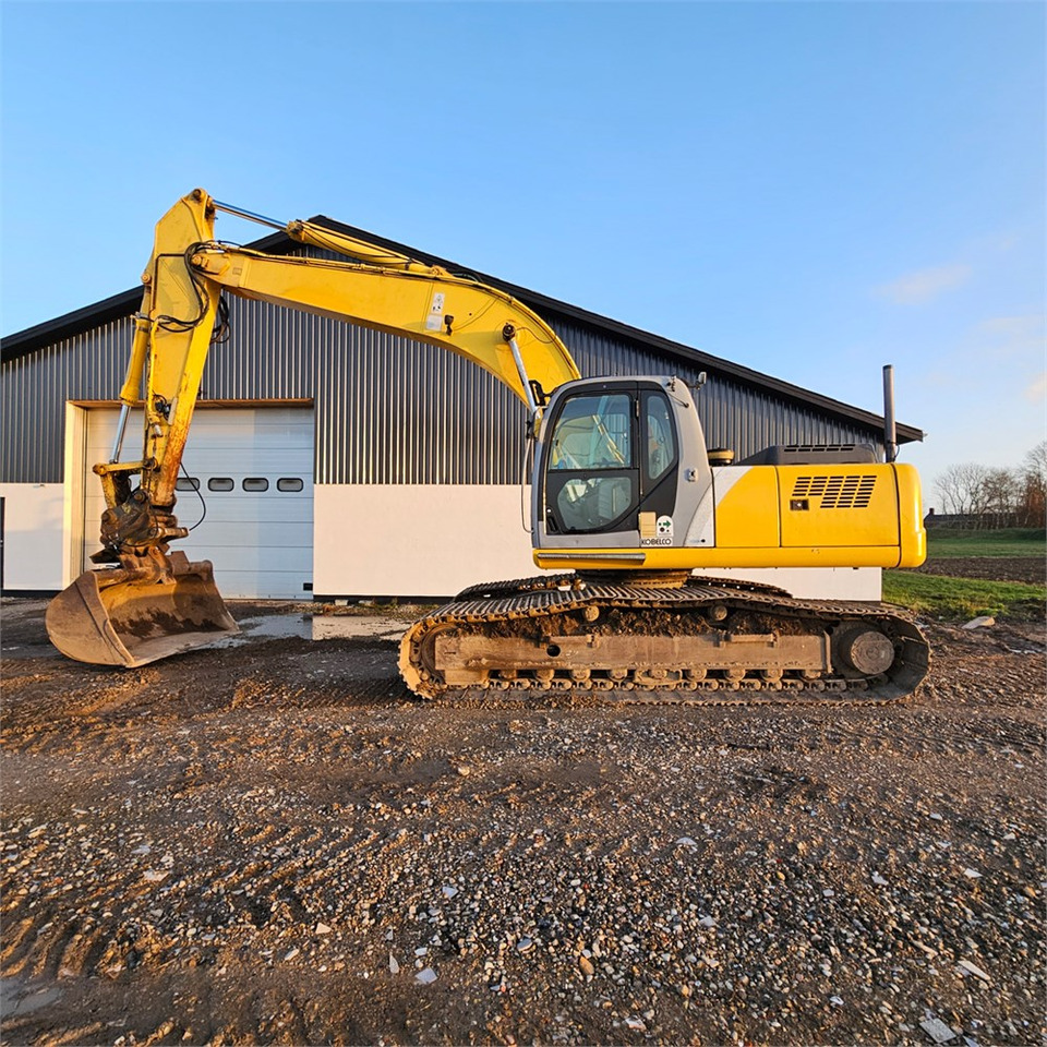 New Holland E 305 - Rupsgraafmachine: afbeelding 2 New Holland E 305 - Rupsgraafmachine: afbeelding 2