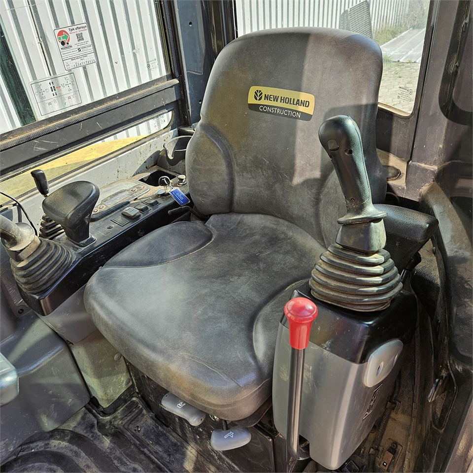 Minigraafmachine New Holland E26C: afbeelding 9 Minigraafmachine New Holland E26C: afbeelding 9