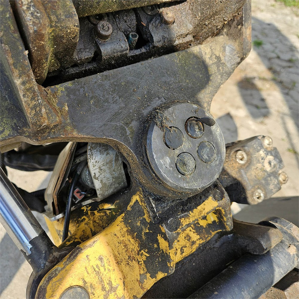 Minigraafmachine New Holland E26C: afbeelding 31 Minigraafmachine New Holland E26C: afbeelding 31