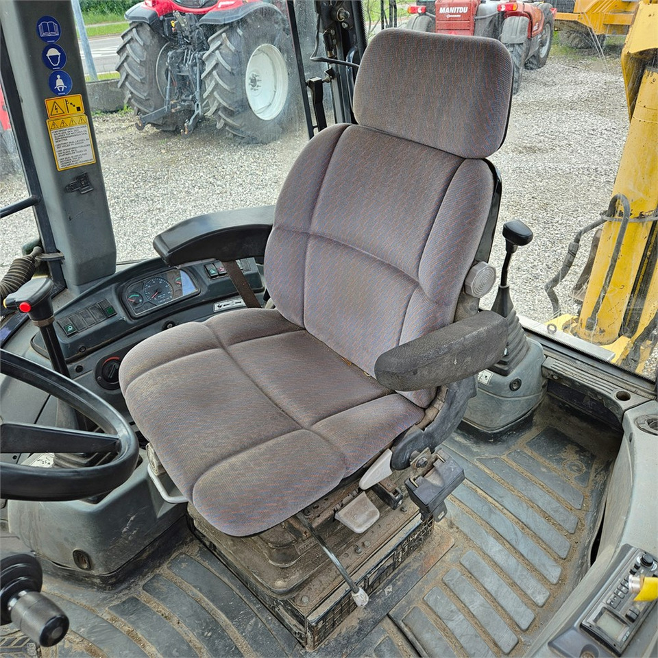 Graaflaadmachine New Holland LB115-4PS: afbeelding 11
