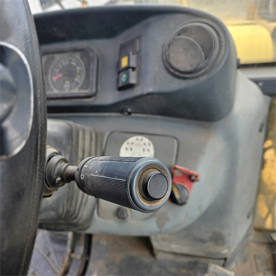 Graaflaadmachine New Holland LB115-4PS: afbeelding 22