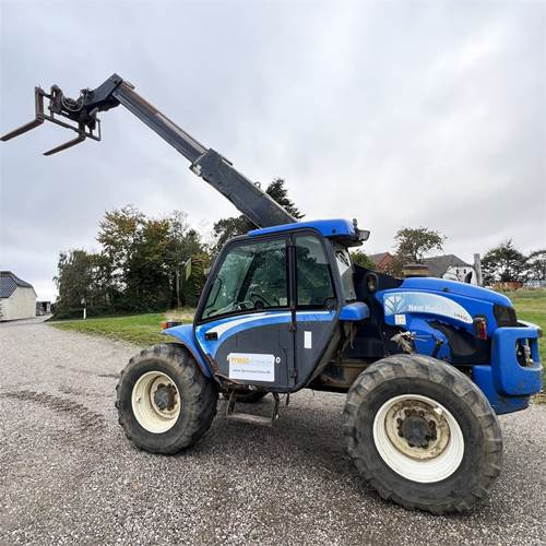 New Holland LM435 A - Verreiker: afbeelding 5 New Holland LM435 A - Verreiker: afbeelding 5