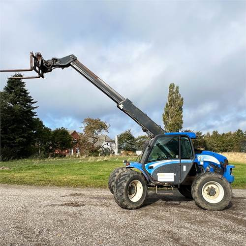 New Holland LM435 A - Verreiker: afbeelding 2 New Holland LM435 A - Verreiker: afbeelding 2