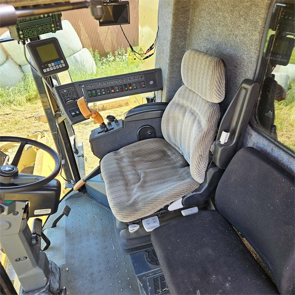 Oogstmachine New Holland TX68: afbeelding 10 Oogstmachine New Holland TX68: afbeelding 10