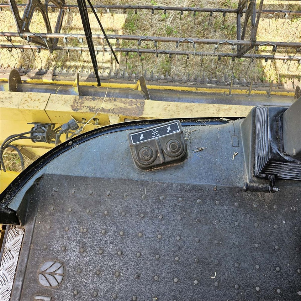 Oogstmachine New Holland TX68: afbeelding 18 Oogstmachine New Holland TX68: afbeelding 18