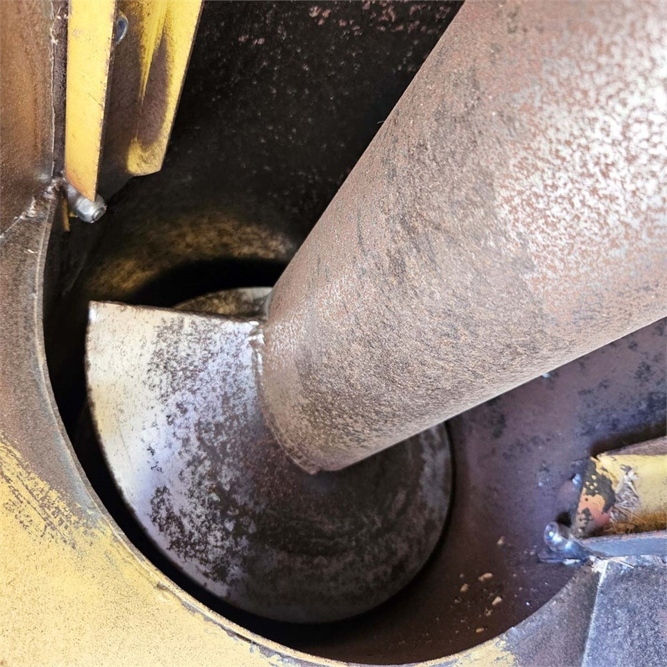 Oogstmachine New Holland TX68: afbeelding 33 Oogstmachine New Holland TX68: afbeelding 33