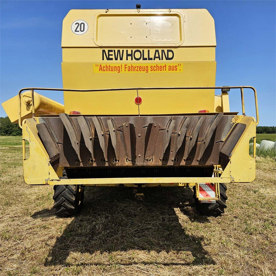 Oogstmachine New Holland TX68: afbeelding 7 Oogstmachine New Holland TX68: afbeelding 7
