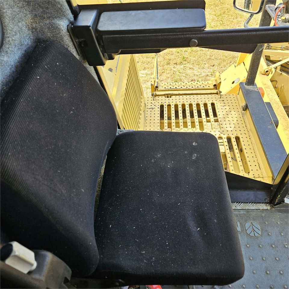 Oogstmachine New Holland TX68: afbeelding 24 Oogstmachine New Holland TX68: afbeelding 24