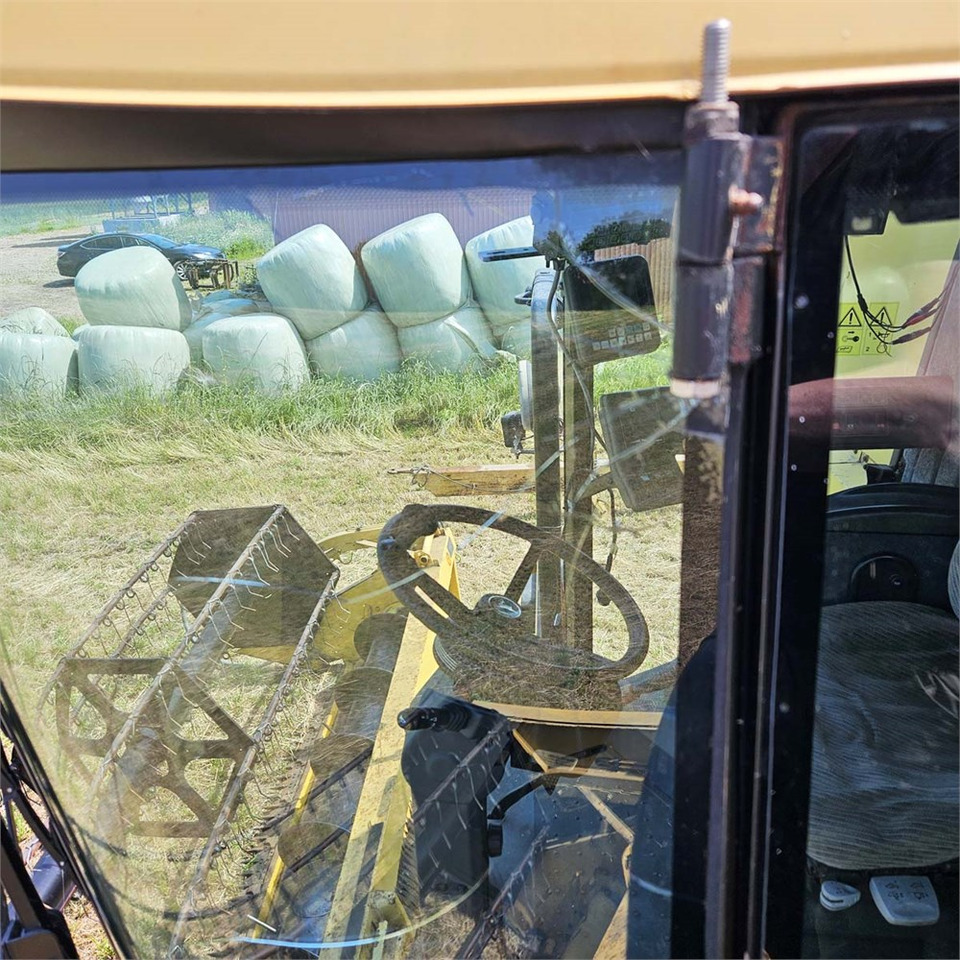 Oogstmachine New Holland TX68: afbeelding 27 Oogstmachine New Holland TX68: afbeelding 27