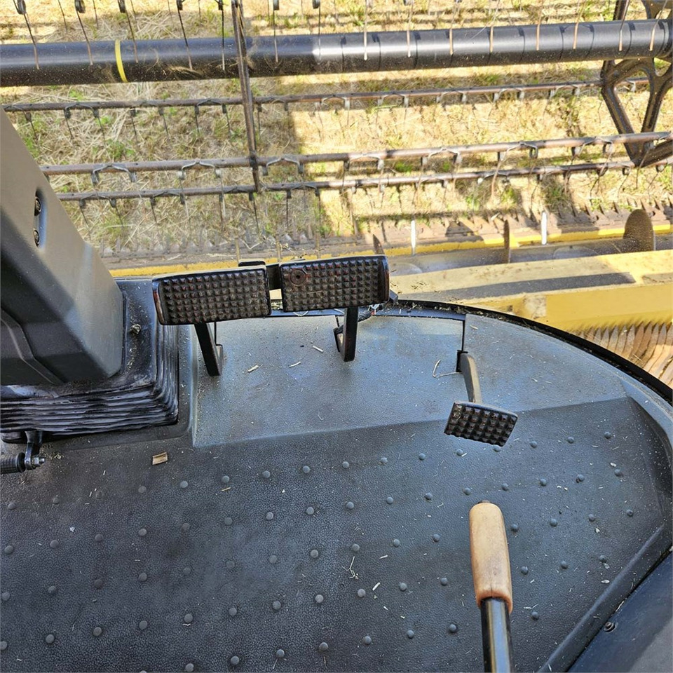 Oogstmachine New Holland TX68: afbeelding 17 Oogstmachine New Holland TX68: afbeelding 17