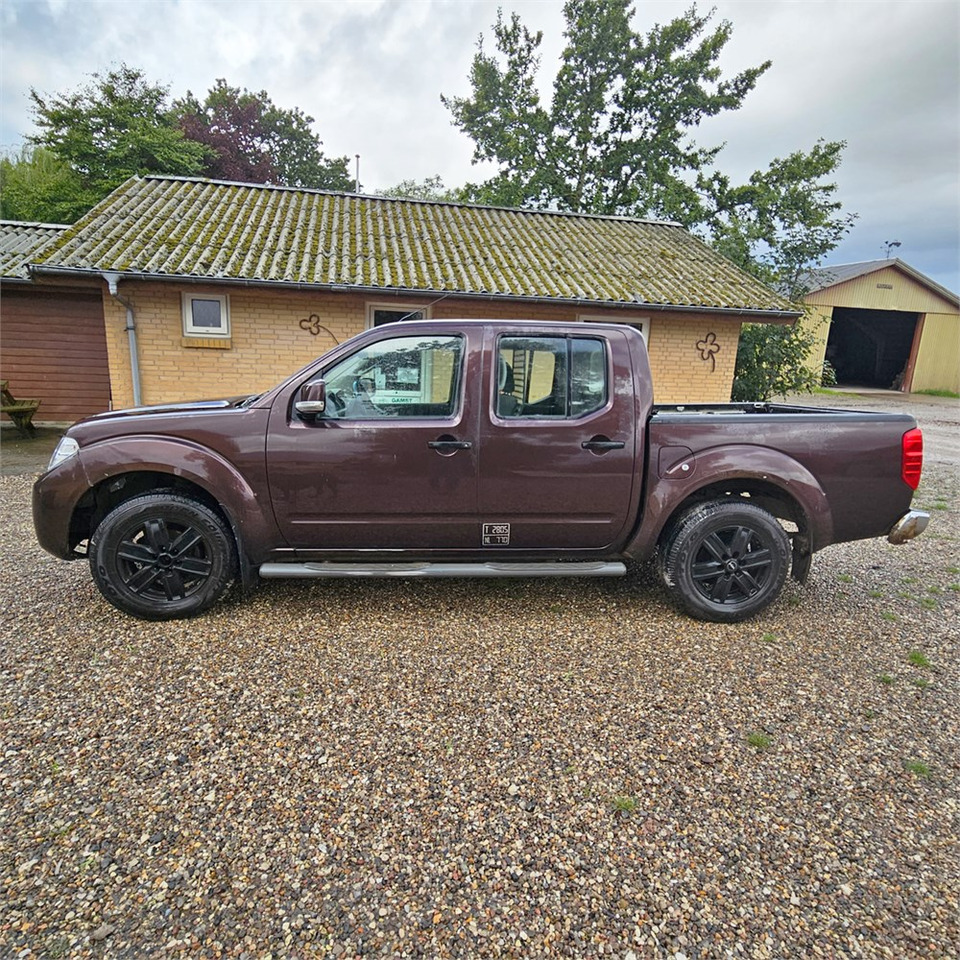 Nissan Navara 2,5 Dci Dc 4wd - Pick-up: afbeelding 2 Nissan Navara 2,5 Dci Dc 4wd - Pick-up: afbeelding 2