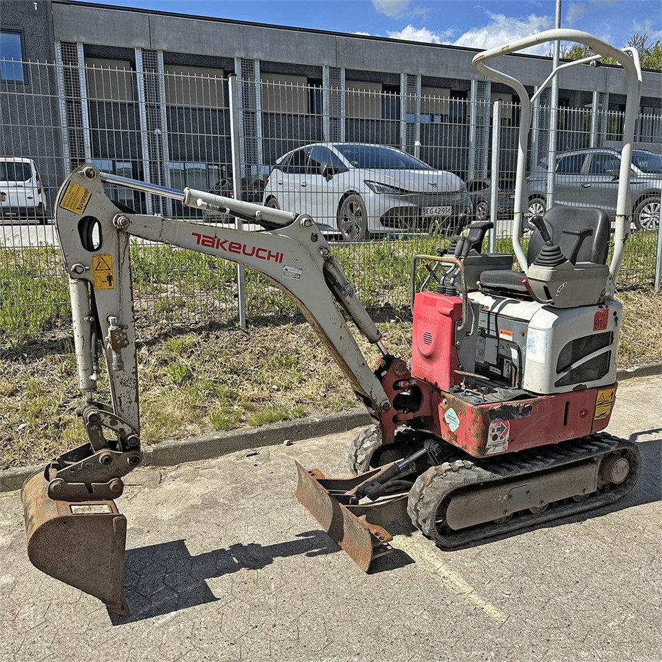 Takeuchi TB210 R - Minigraafmachine: afbeelding 1 Takeuchi TB210 R - Minigraafmachine: afbeelding 1