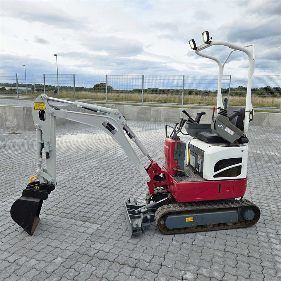 Takeuchi TB210 R - Minigraafmachine: afbeelding 1 Takeuchi TB210 R - Minigraafmachine: afbeelding 1