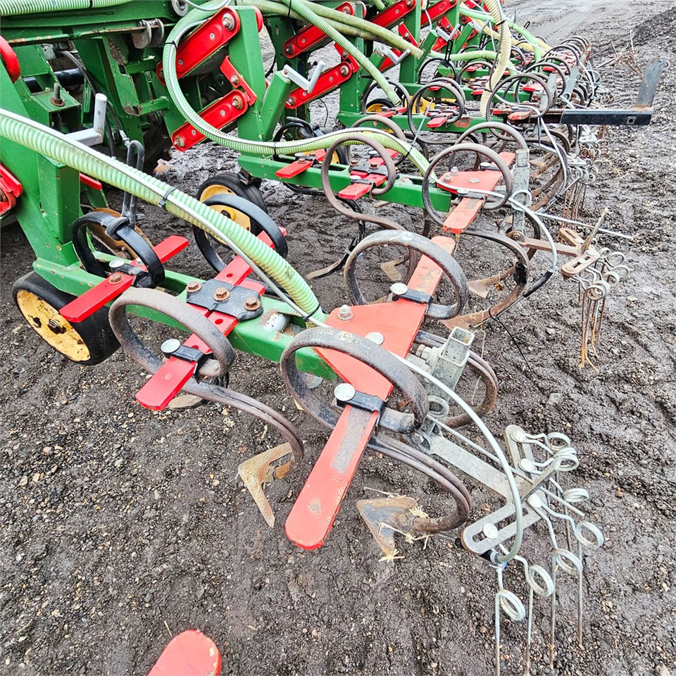 Zaai-/ Plantmachine Thyregod Tim - 8 rows: afbeelding 12 Zaai-/ Plantmachine Thyregod Tim - 8 rows: afbeelding 12
