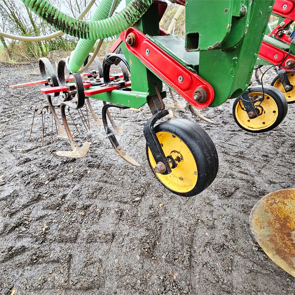 Zaai-/ Plantmachine Thyregod Tim - 8 rows: afbeelding 9 Zaai-/ Plantmachine Thyregod Tim - 8 rows: afbeelding 9