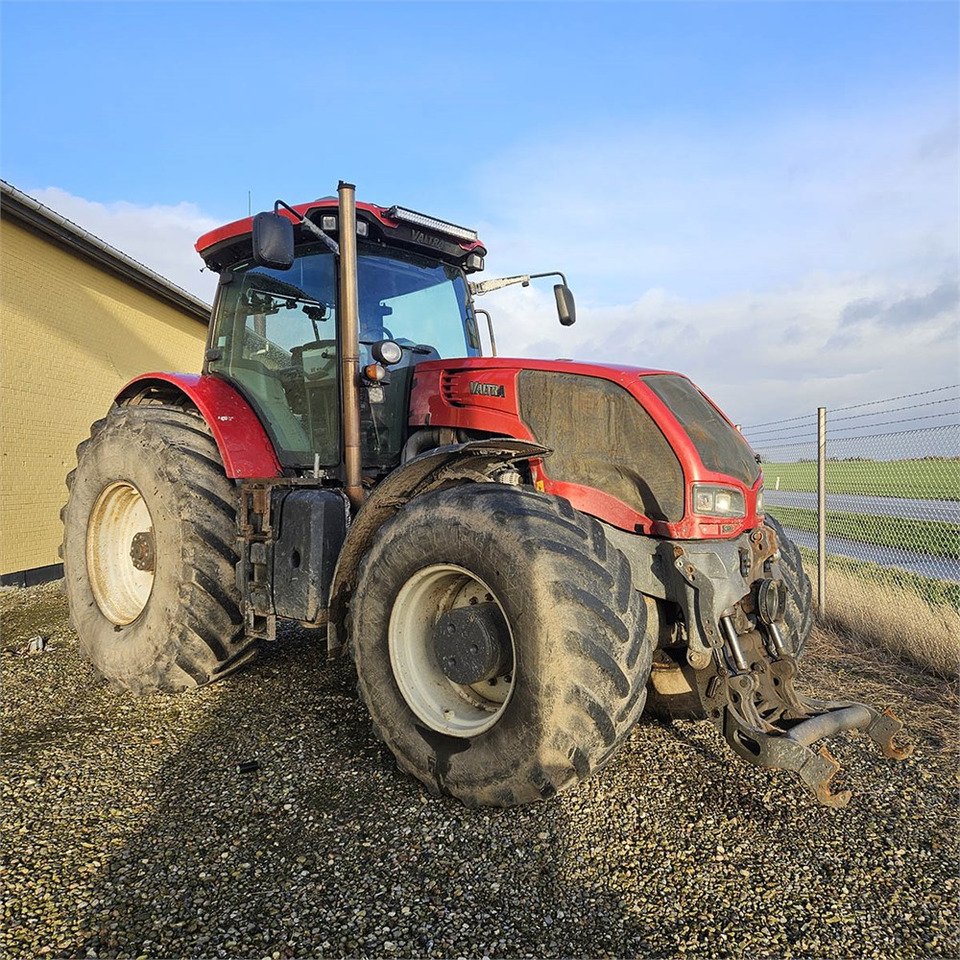 Valtra S322 - Tractor: afbeelding 1 Valtra S322 - Tractor: afbeelding 1