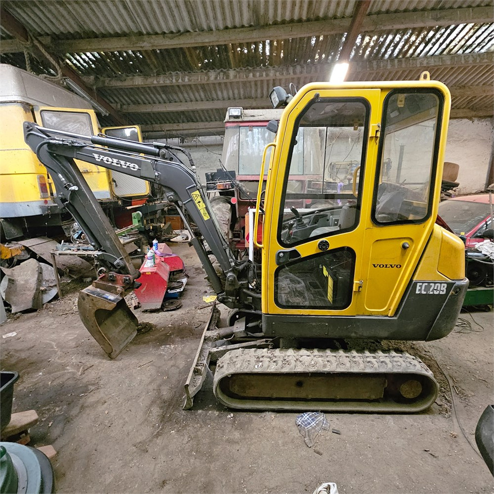 Volvo EC20 B XTV - Minigraafmachine: afbeelding 1 Volvo EC20 B XTV - Minigraafmachine: afbeelding 1