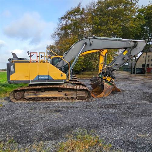 Volvo EC300 EL - Rupsgraafmachine: afbeelding 2 Volvo EC300 EL - Rupsgraafmachine: afbeelding 2