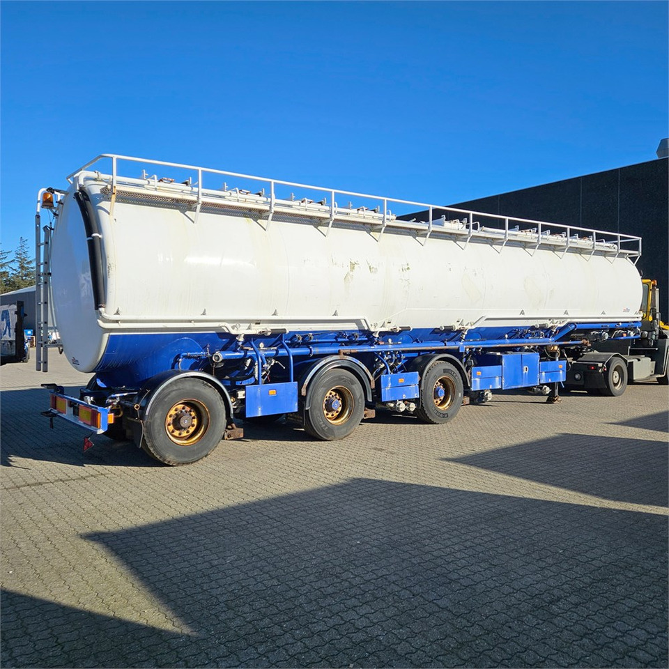 Welgro 97WSL43-32 Food tank - Tankoplegger: afbeelding 3 Welgro 97WSL43-32 Food tank - Tankoplegger: afbeelding 3