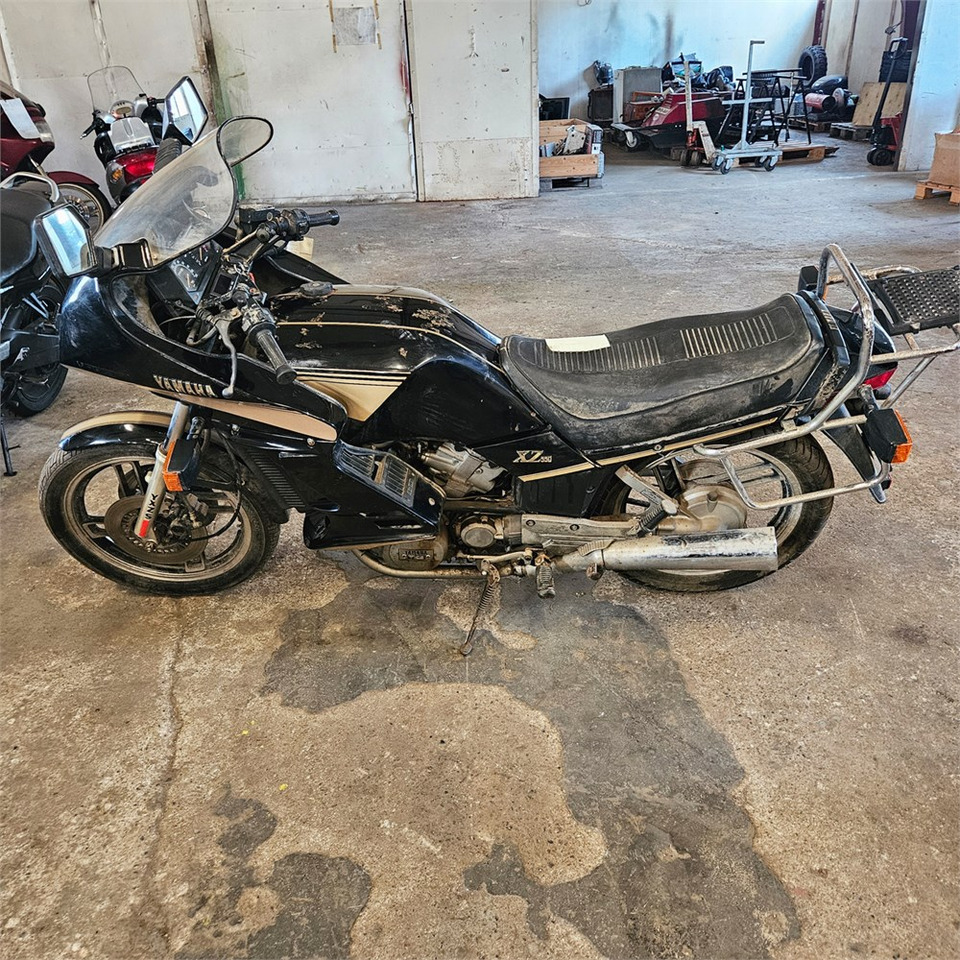 Yamaha XZ550 - Motorfiets: afbeelding 2 Yamaha XZ550 - Motorfiets: afbeelding 2