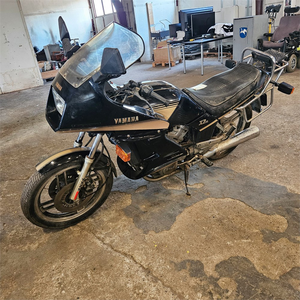 Yamaha XZ550 - Motorfiets: afbeelding 1 Yamaha XZ550 - Motorfiets: afbeelding 1