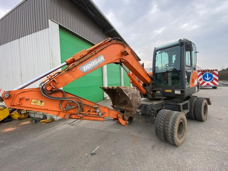 Doosan DX 55W - Mobiele graafmachine: afbeelding 3 Doosan DX 55W - Mobiele graafmachine: afbeelding 3