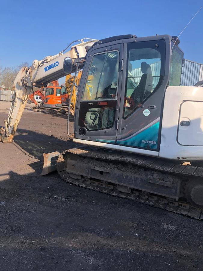Kobelco SK 75SR-3E - Minigraafmachine: afbeelding 2 Kobelco SK 75SR-3E - Minigraafmachine: afbeelding 2