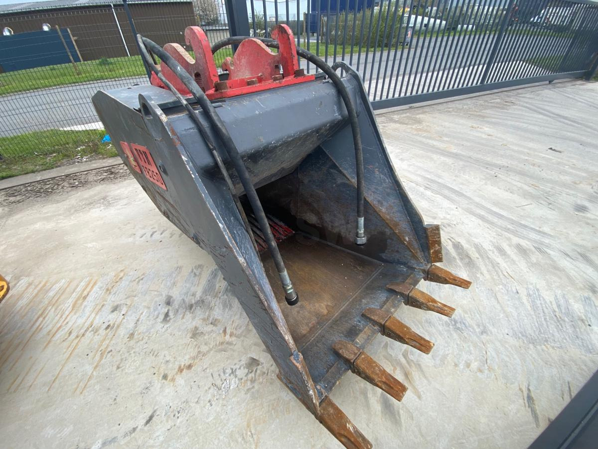 VTN FB 250 - Graafbak voor Bouwmachine: afbeelding 1 VTN FB 250 - Graafbak voor Bouwmachine: afbeelding 1