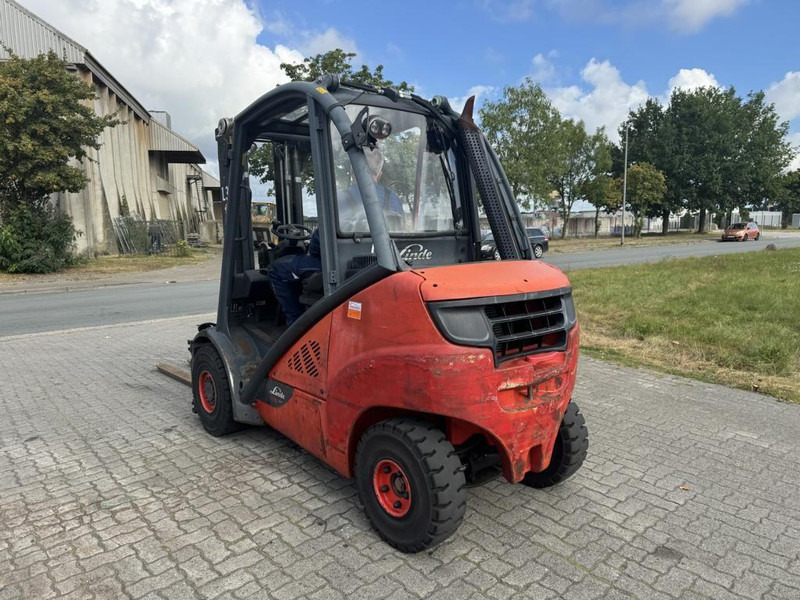Linde H30D-02 - Diesel heftruck: afbeelding 2 Linde H30D-02 - Diesel heftruck: afbeelding 2