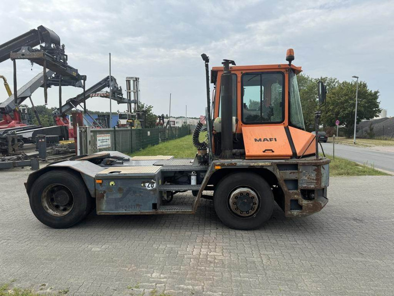 Mafi MT36 4x4DL - Terminal trekker: afbeelding 2 Mafi MT36 4x4DL - Terminal trekker: afbeelding 2