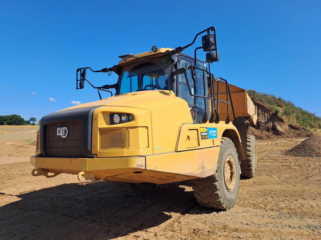 CAT 730 - Kiepwagen met knikbesturing: afbeelding 1 CAT 730 - Kiepwagen met knikbesturing: afbeelding 1