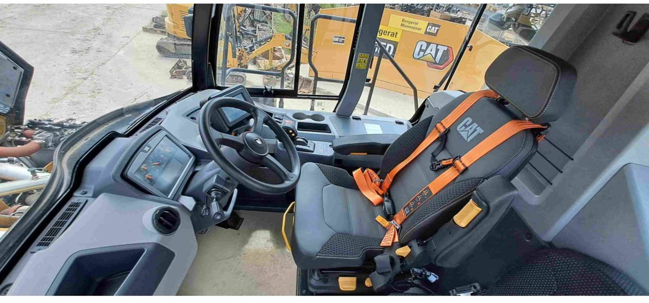 Kiepwagen met knikbesturing CAT 730: afbeelding 11