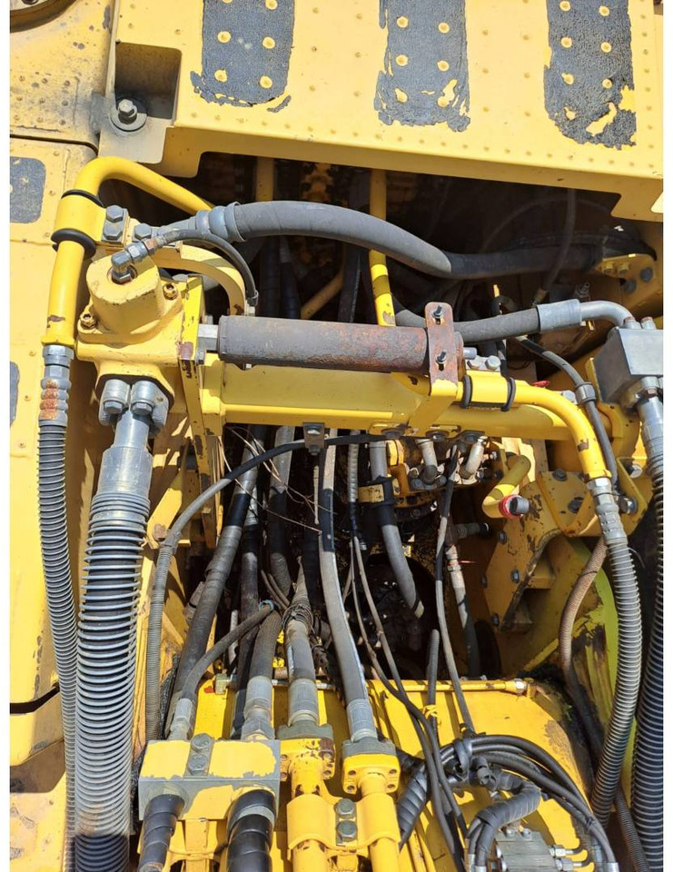 Rupsgraafmachine KOMATSU PC210LC: afbeelding 14