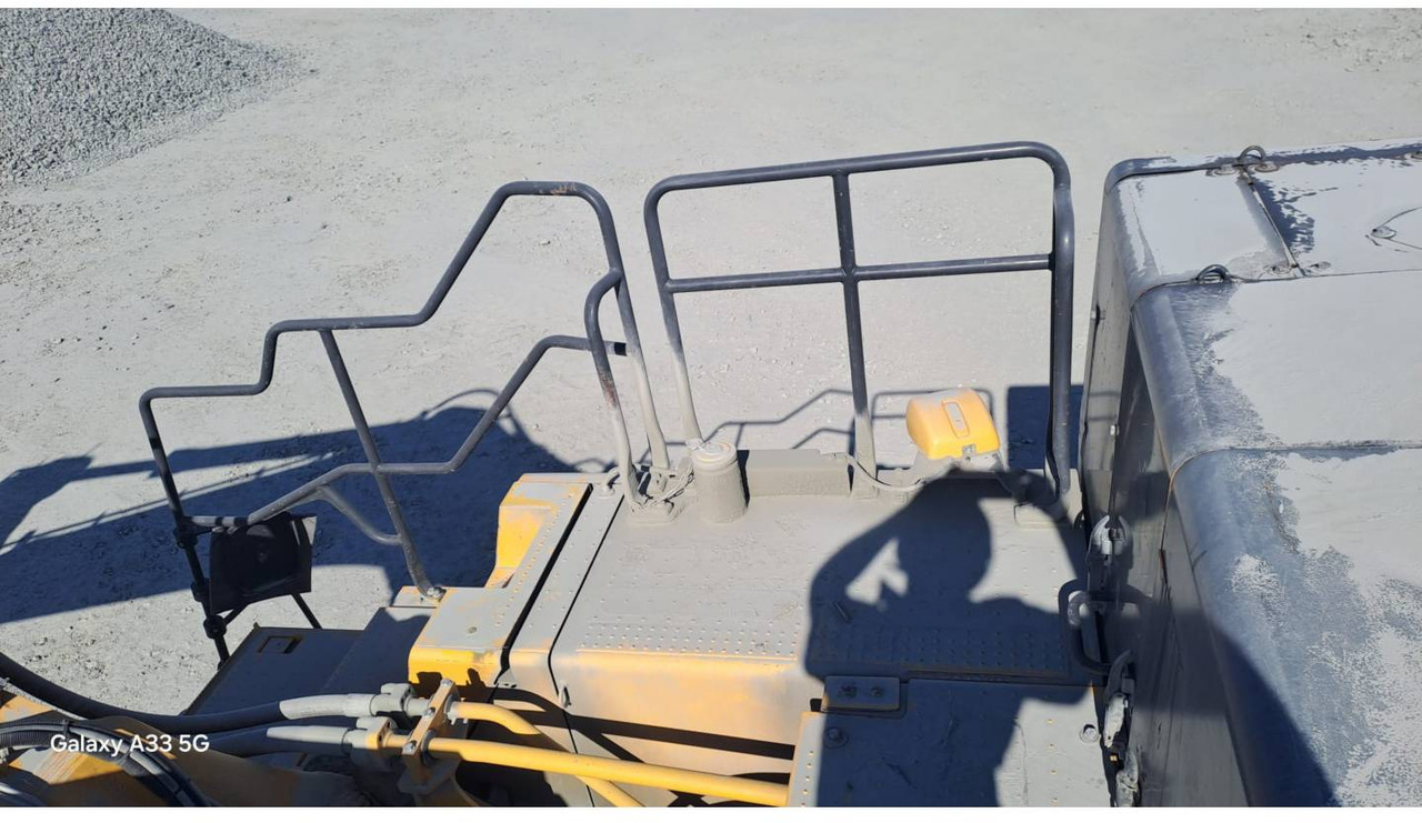 Rupsgraafmachine KOMATSU PC700LC: afbeelding 26