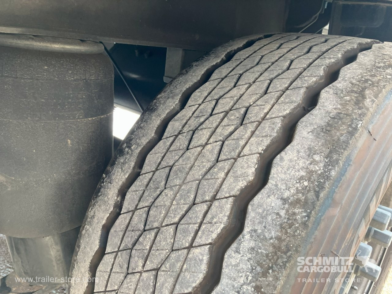 SCHMITZ Semiremolque Frigo Standard - Isotherm oplegger: afbeelding 5 SCHMITZ Semiremolque Frigo Standard - Isotherm oplegger: afbeelding 5