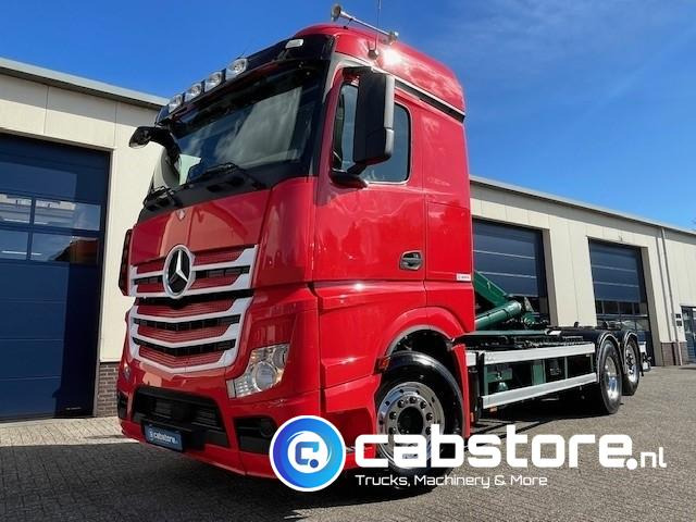 Mercedes-Benz ACTROS 2542 6x2 Euro 6 - HIAB-Multilift 26 Ton's Haakarmsysteem - Containerlift -Bouwjaar 2016 - Km 544.497 - Haakarmsysteem vrachtwagen: afbeelding 3 Mercedes-Benz ACTROS 2542 6x2 Euro 6 - HIAB-Multilift 26 Ton's Haakarmsysteem - Containerlift -Bouwjaar 2016 - Km 544.497 - Haakarmsysteem vrachtwagen: afbeelding 3