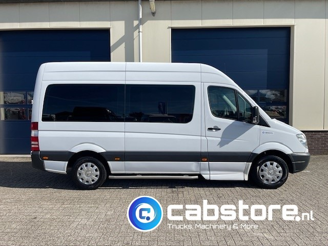 Mercedes-Benz SPRINTER 211 CDI - L2/H2- Automatische versnellingsbak - 9 Persoons - Bouwjaar 2009 - APK tot 17-01-2026 ! - Side bars - Privacy glas - Airco - Minibus, Personenvervoer: afbeelding 5 Mercedes-Benz SPRINTER 211 CDI - L2/H2- Automatische versnellingsbak - 9 Persoons - Bouwjaar 2009 - APK tot 17-01-2026 ! - Side bars - Privacy glas - Airco - Minibus, Personenvervoer: afbeelding 5