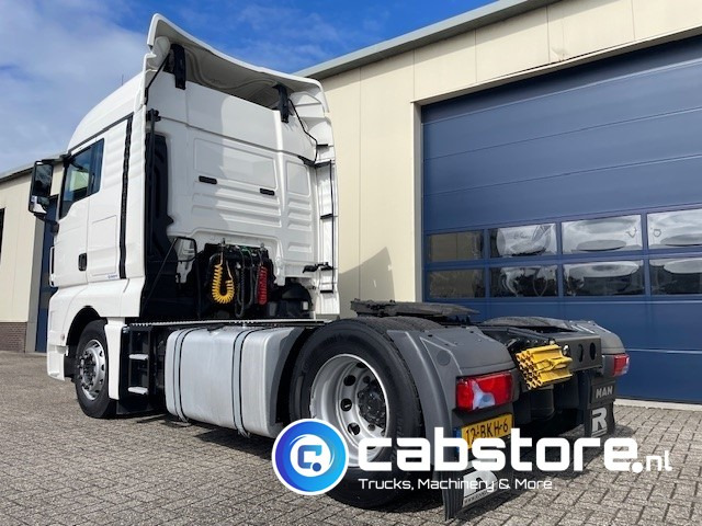 MAN TGX 18.420 4x2 Euro 6 MAN TGX 18.420 4x2 BLS Euro 6 - XLX Cabine - WB 360 - Bouwjaar 2018 - Km 681.675 - Good condition! - Trekker: afbeelding 4 MAN TGX 18.420 4x2 Euro 6 MAN TGX 18.420 4x2 BLS Euro 6 - XLX Cabine - WB 360 - Bouwjaar 2018 - Km 681.675 - Good condition! - Trekker: afbeelding 4