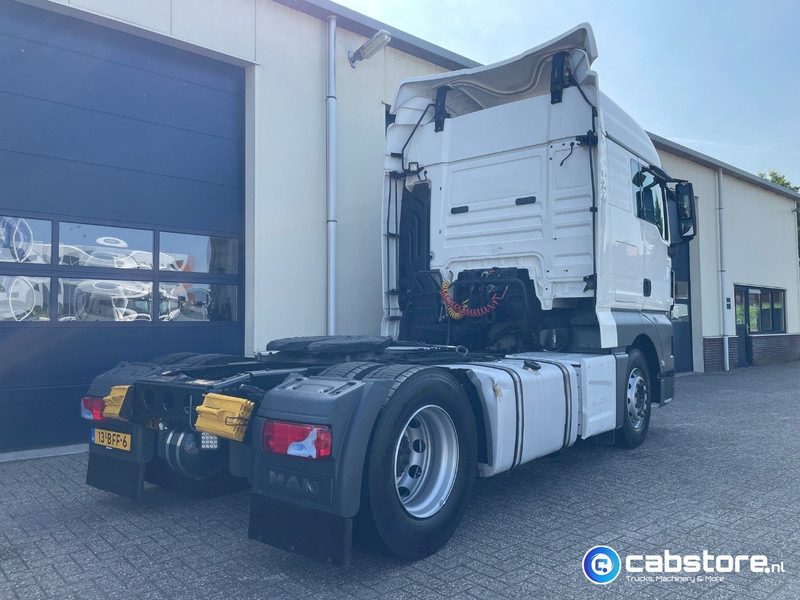 MAN TGX 18.440 4x2 BLS Euro 6 - XLX cabine - Bouwjaar 2014 - Smart Tacho - 2x Dieseltanks - Very good tyres - Trekker: afbeelding 4 MAN TGX 18.440 4x2 BLS Euro 6 - XLX cabine - Bouwjaar 2014 - Smart Tacho - 2x Dieseltanks - Very good tyres - Trekker: afbeelding 4