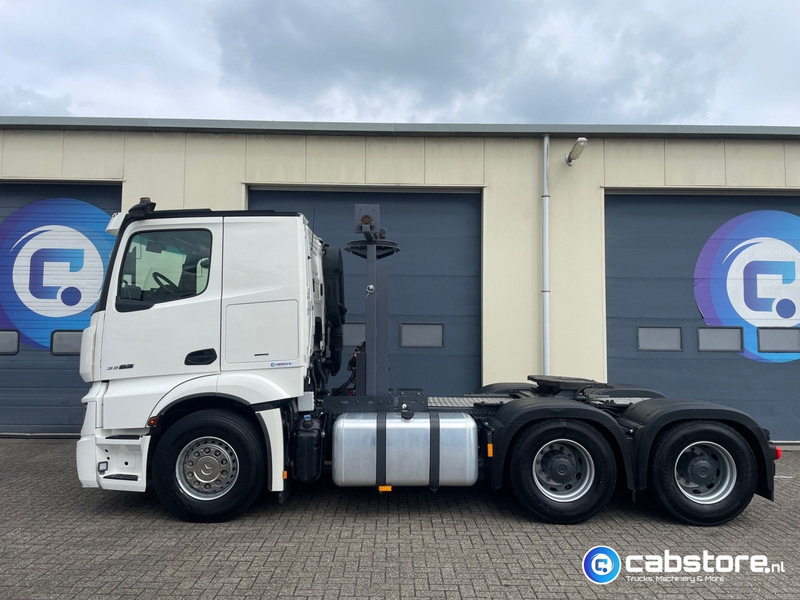 Mercedes-Benz Actros 3363 6x4 SLT Euro 6 3363 6x4 SLT Euro 6 - Zwaartransport - Heavy Load - Schwertransporte - 140 Ton - Year 2024 - Km 35.788 !! - Turbo Retarder Clutch - LIKE NEW !! - Trekker: afbeelding 5 Mercedes-Benz Actros 3363 6x4 SLT Euro 6 3363 6x4 SLT Euro 6 - Zwaartransport - Heavy Load - Schwertransporte - 140 Ton - Year 2024 - Km 35.788 !! - Turbo Retarder Clutch - LIKE NEW !! - Trekker: afbeelding 5