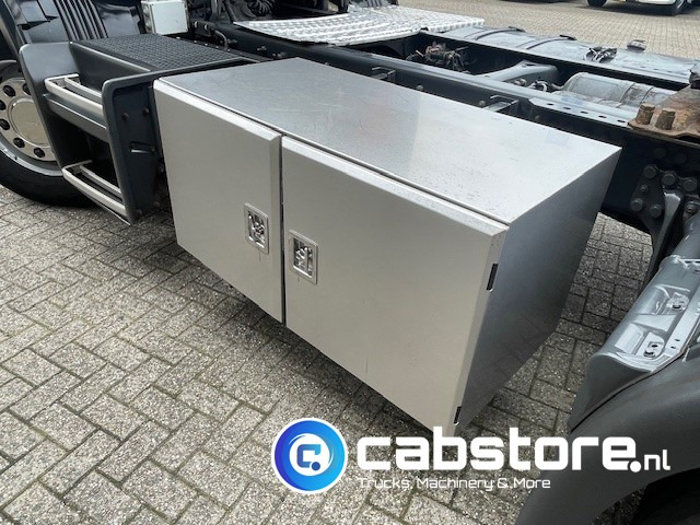 Trekker Scania P320  LA4X2 Euro 5 - Opticruise - CP16 cabine - Volledig luchtgeveerd - Km 595.151 !! - APK tot 07-2026 !!: afbeelding 19