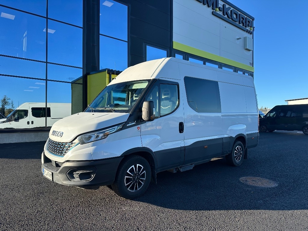 Iveco Daily 35S14 CNG A8 Huom! 6hlö PAKETTIAUTO - Gesloten bestelwagen: afbeelding 1 Iveco Daily 35S14 CNG A8 Huom! 6hlö PAKETTIAUTO - Gesloten bestelwagen: afbeelding 1