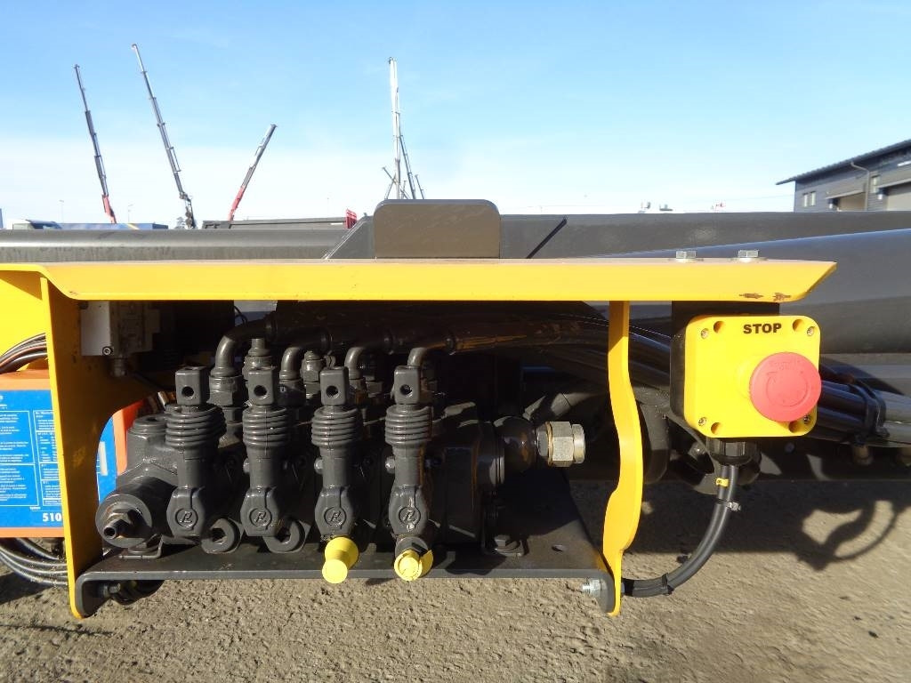 Nieuw Haakarm/ Portaalarmsysteem Jimeca Koukkulaite 25t: afbeelding 17 Nieuw Haakarm/ Portaalarmsysteem Jimeca Koukkulaite 25t: afbeelding 17