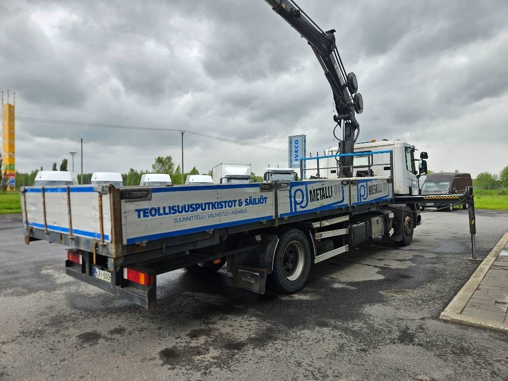 Scania P 94 DB 220 Hiab 135-4 lisähydrauliikalla - Kraanwagen: afbeelding 4 Scania P 94 DB 220 Hiab 135-4 lisähydrauliikalla - Kraanwagen: afbeelding 4