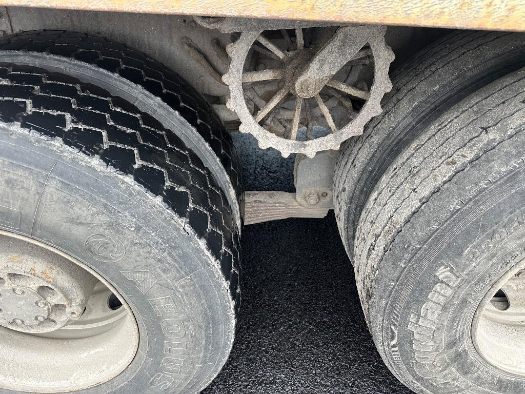 Volvo FH 12 420 8x2 + pv - Kipper vrachtwagen: afbeelding 5 Volvo FH 12 420 8x2 + pv - Kipper vrachtwagen: afbeelding 5