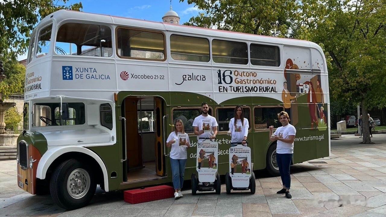 British Bus Bristol Lodekka FLF promotional exhibition unit - Dubbeldeksbus: afbeelding 2 British Bus Bristol Lodekka FLF promotional exhibition unit - Dubbeldeksbus: afbeelding 2